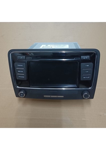 Skoda Süperb 14-15 Uyumlu Orijinal Bolero Teyp 3T0035156G