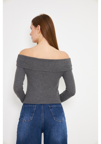 Kayık Yaka Uzun Kollu Kadın Omuzu Açık Sweatshirt Gri Melanj Antrasit indirimleri