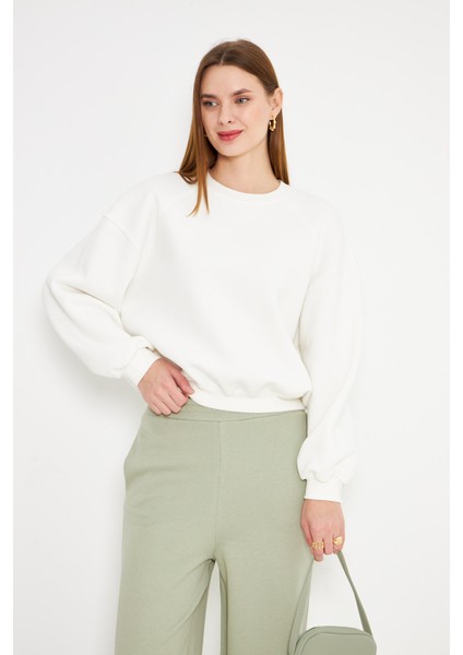 Kadın Bisiklet Yaka Uzun Kollu Sweatshirt Ekru