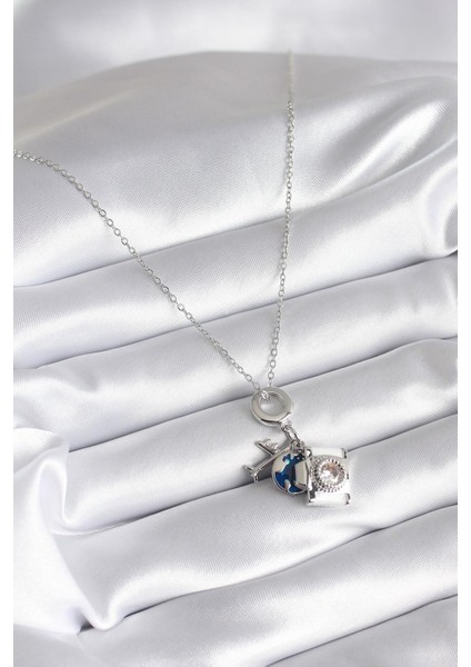 316L Çelik Gümüş Renk Zirkon Taşlı Fotoğraf Makinesi Uçak Dünya Figürlü Kadın Kolye fiyatları