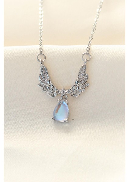 316L Zinciri Çelik Zirkon Taşlı Gümüş Renk Kanatlı Damla Kolye