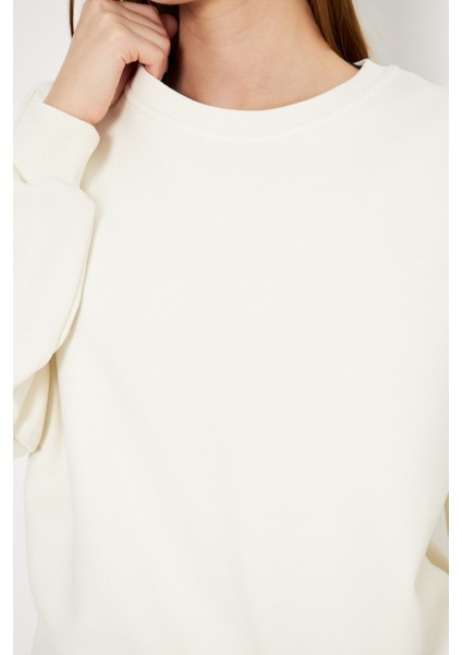 Kadın Bisiklet Yaka Sweatshirt Ekru