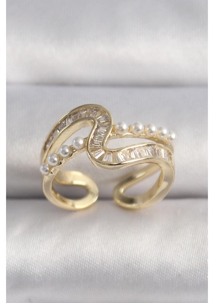 Pirinç Gold Renk Zirkon Taşlı Inci Detay Vıp Seri Kadın Yüzük