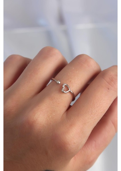 Pirinç Gümüş Renk Kalp Model Ayarlamalı Yüzük fiyatları