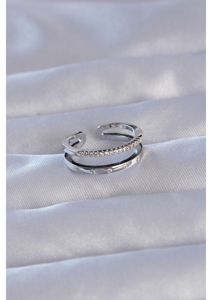 Pirinç Gümüş Renk Sıralı Zirkon Taşlı Ayarlanabilir Yüzük fiyatları