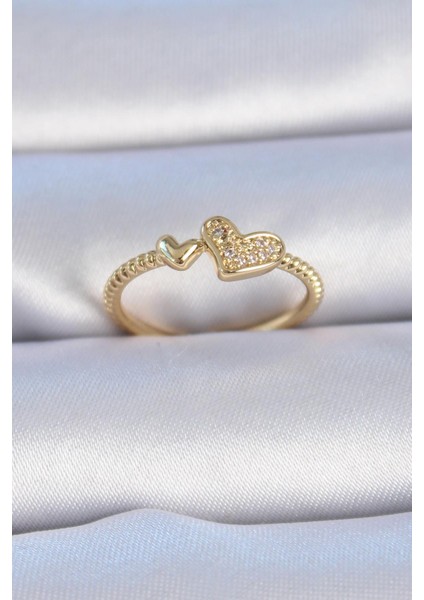 Pirinç Gold Renk Zirkon Taşlı Kalp Model Kadın Yüzük