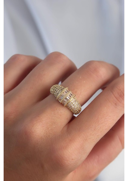 Pirinç Ayarlamalı Gold Renk Zirkon Taşlı Bombeli Yüzük fiyatları