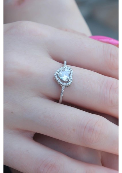 Gümüş Renk Zirkon Taşlı Kalp Model Charm Pirinç Kadın Yüzük modelleri