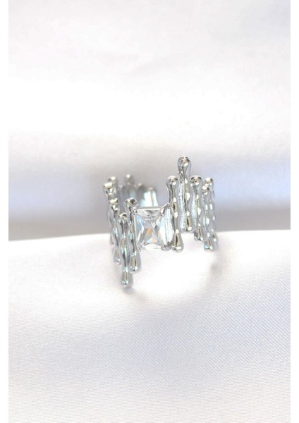 Silver Renk Tırtıklı Kalın Baget Taş Tasarım Ayarlanabilir Yüzük