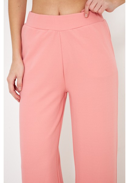 Orta Bel Elastik Düz Paça Kadın Pantolon Pembe