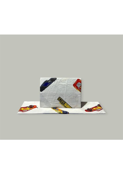 Out Cars Mcqueen %100 Pamuk Çarşaf ve Yastık Kılıfı 2 Parça fiyatları