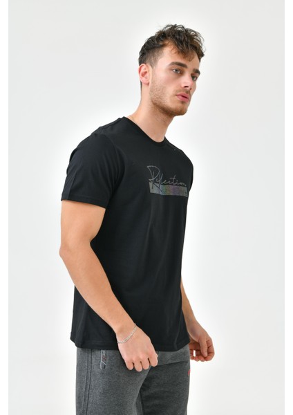 Siyah Baskı Detaylı O Yaka Standart Kalıp Erkek T-Shirt fiyatları