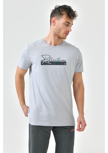 Gri Baskı Detaylı O Yaka Standart Kalıp Erkek T-Shirt fırsatları