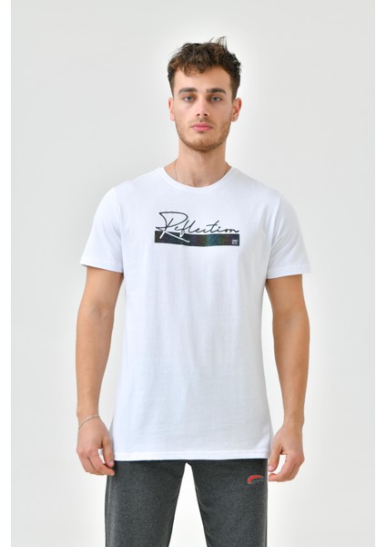 Beyaz Baskı Detaylı O Yaka Standart Kalıp Erkek T-Shirt