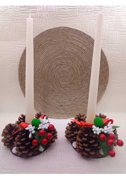 Kırmızı Yılbaşı Masa Dekorasyonu 2li Şamdan Kozalak Kokina Berry Yeni Yıl Dekoratif Mumluk