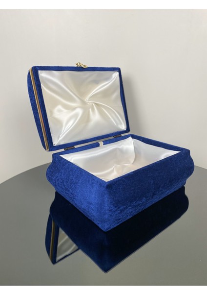 Gold Şeritli Çeyiz ve Makyaj Sandığı | Şık ve Zarif Tasarım indirimleri