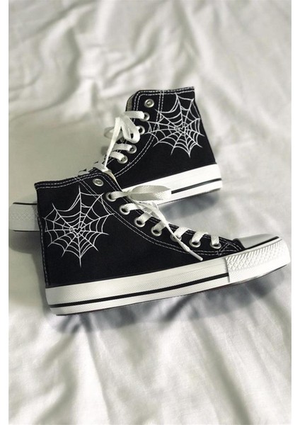 Heart Spider Web Baskılı Kanvas Ayakkabı