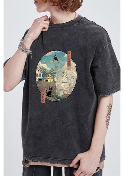 Yıkamalı Little Witch Kiki Unisex Eskitme T-Shirt