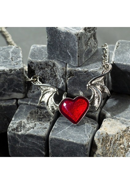 Devil Red Heart Kolye