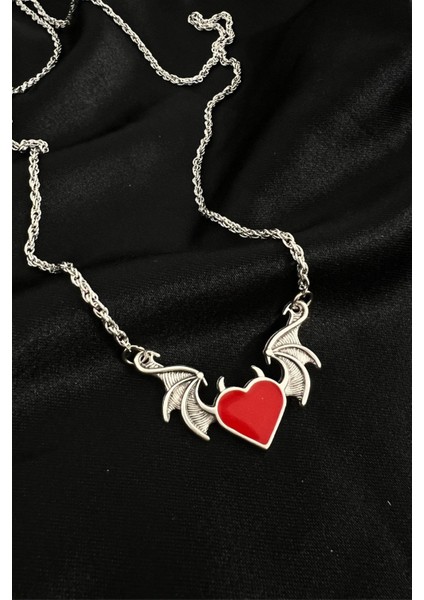 Devil Red Heart Kolye