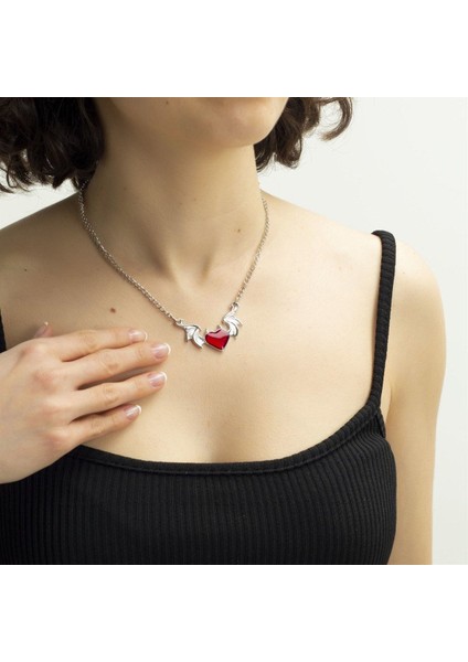 Devil Red Heart Kolye