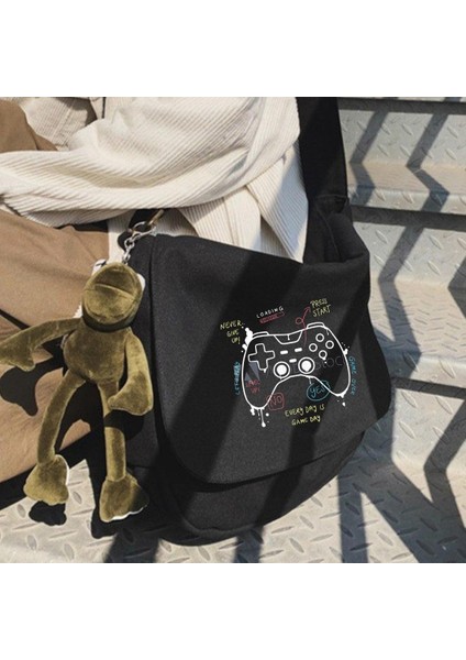 Joystick Baskılı Unisex Siyah Postacı Çantası