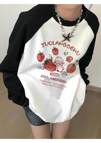 Vintage Reglan Uzun Kollu Strawberry Baskılı Beyaz T-Shirt