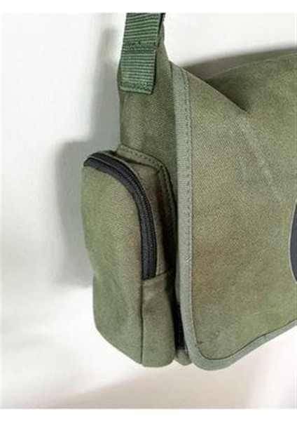 Totoro Baskılı Unisex Yeşil Postacı Çantası
