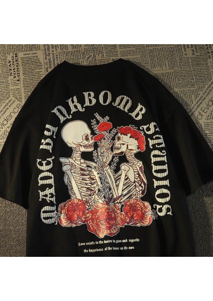 Skulls In Love & Roses Sırt Baskılı Siyah Unisex Oversize T-Shirt