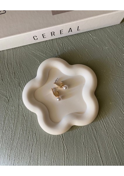 Çiçek Şeklinde Dekoratif Beton Tabak, Takı Tabağı 15 cm