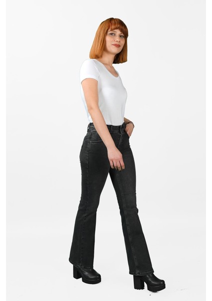 Kadın Çan Paça Kot Pantolon fırsatları