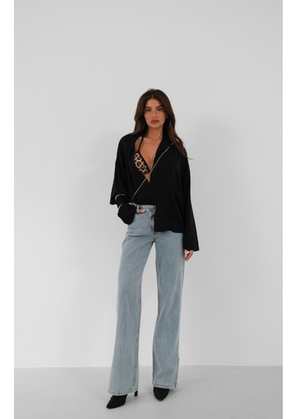 Asimetrik Kemer Paça Yırtmaçlı Mavi Jean