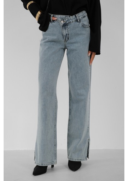 Asimetrik Kemer Paça Yırtmaçlı Mavi Jean fırsatları