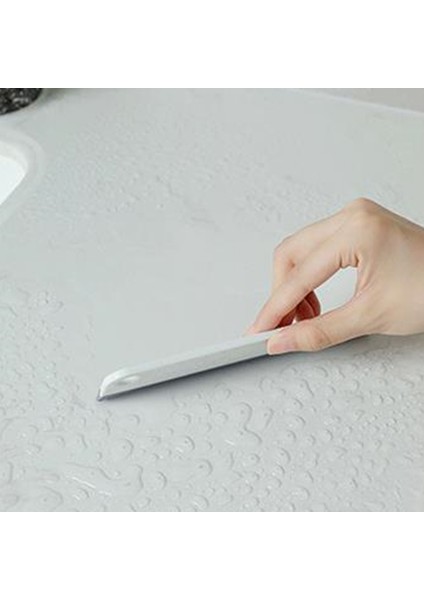 Ordu Yeşili Tarzı Cam Sileceği Pp Tpr Düz Kauçuk Şerit Yumuşak Temizlik Iyi Yardımcı Cam Temizleme Araçları Kazıyıcı 16X4CM Araba Aynası Temizleyici (Yurt Dışından) modelleri