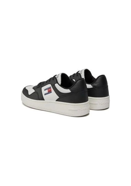 New Tjw Retro Basket Sneaker Ess