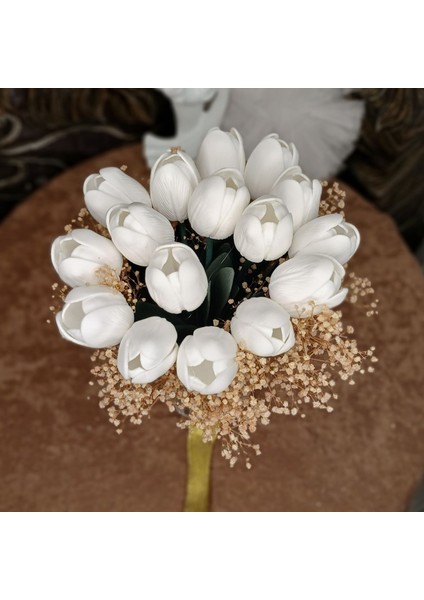 Gelin El Çiçeği Buketi 16 Adet Beyaz Islak Lale