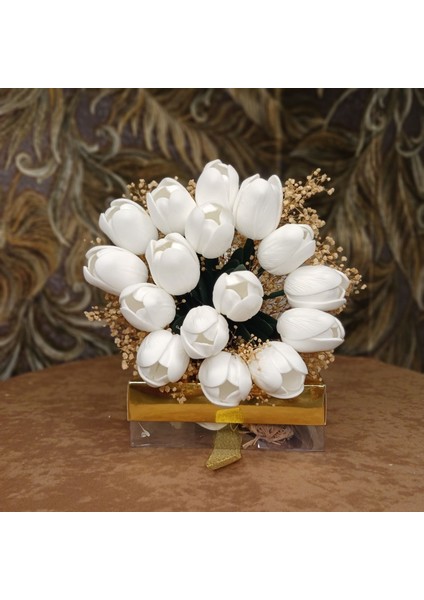 Gelin El Çiçeği Buketi 16 Adet Beyaz Islak Lale fiyatları