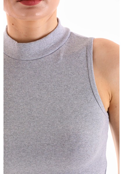 Kadın Likralı Kolsuz Crop Bluz indirimleri