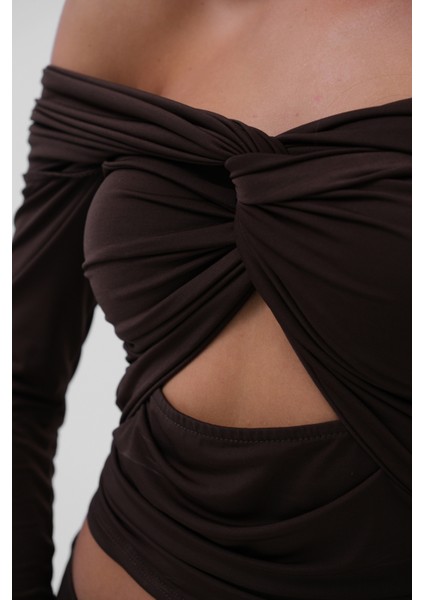 Göğüs Büzgülü Straplez Kahverengi Bluz indirimleri