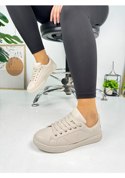 Günlük Kadın Sneaker Bağcıklı Yıldız Detaylı Tırtıklı Taban Oval Burunlu Rahat Spor Ayakkabı 602 fiyatları