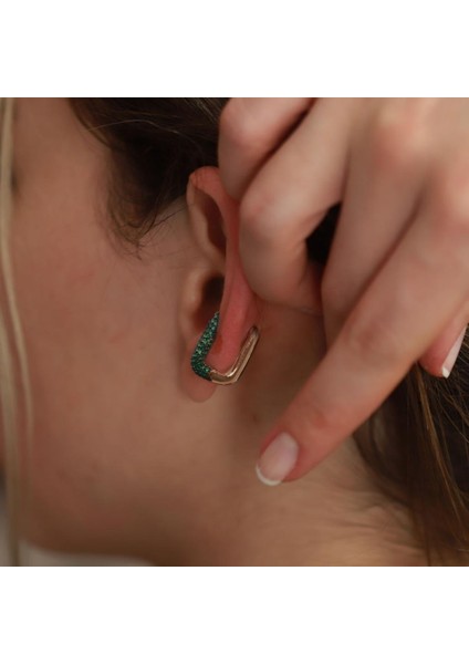 Dikdörtgen Yeşil Zirkon Taşlı Rose Gold Kaplama Gümüş Kıkırdak Küpe fiyatları