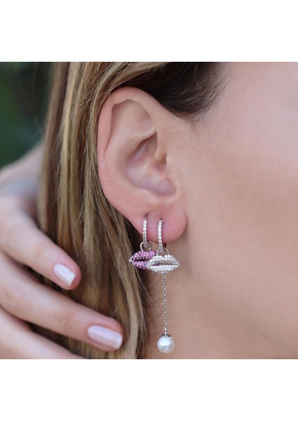 Pembe Zirkon Taşlı Dudak Figürlü Sallantılı Inci Gümüş Küpe