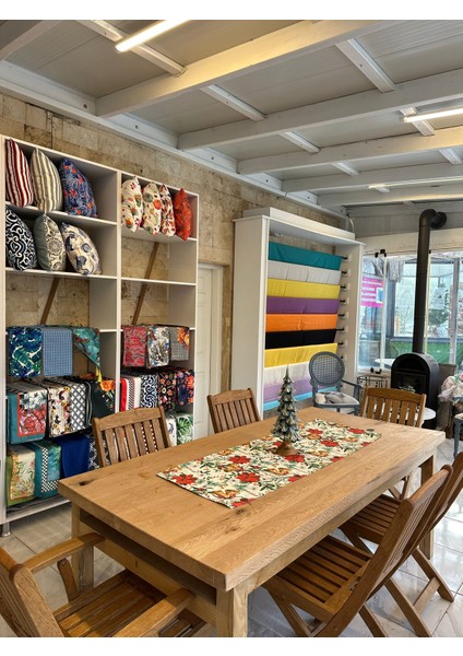 Yılbaşı Çan Desenli Dijital Baskılı Runner fırsatları