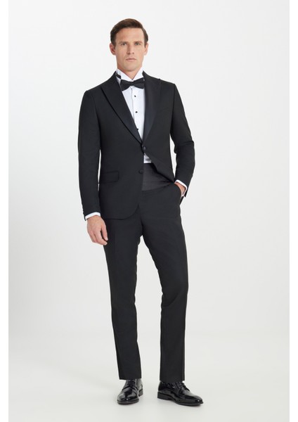 Slim Fit Dar Kesim Kırlangıç Yaka Kapak Cepli Esnek Smokin Takımı fiyatları