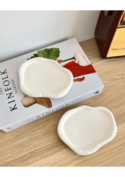 Çiçek Kabartmalı Dekoratif Tabak, Takı Tabağı