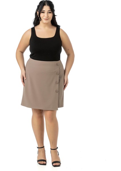 Büyük Beden Önü Çift Katlı Süs Düğme Detaylı Fermuar Kapamalı Mini Vizon Etek