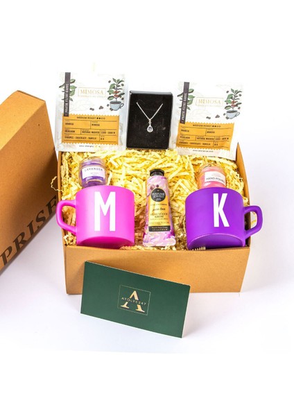 Kişiye Özel Hediye Seti- Mor Çay-Kahve Fincanı - Pembe Çay-Kahve Fincanı - Damla Kolye - Cam Mini Mor Mum - Cam Mini Pembe Mum - 2 Adet Mimosa Pratik Filtre Kahve - 1 Adet Eyüp Sabri Tuncer El Kremi