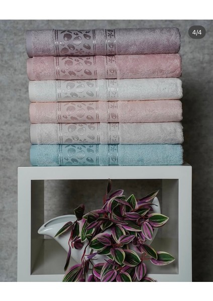 Bambu Açık Mavi Çiçek Desenli Gonca Havlu (50 x 90 cm ) fiyatları
