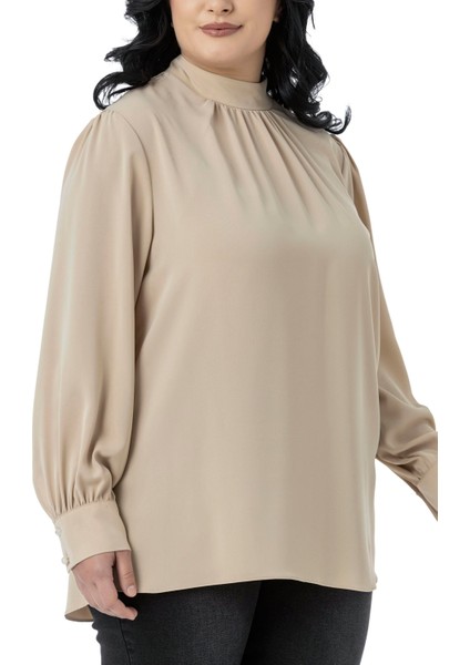 Büyük Beden Yakası Arkadan Düğmeli Dik Yaka Dökümlü Siyah Bluz fırsatları