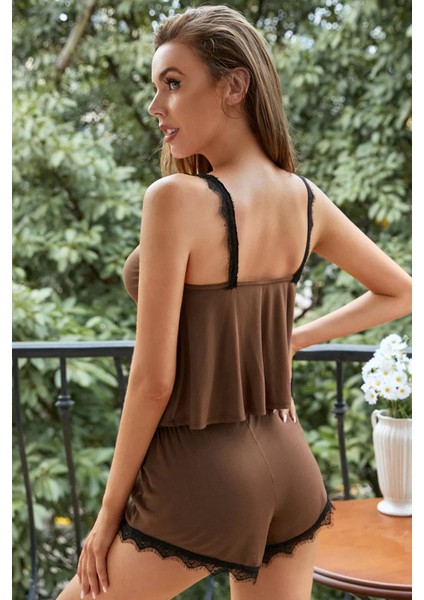 Kadın Kahverengi Dantelli Şortlu Pijama Takımı